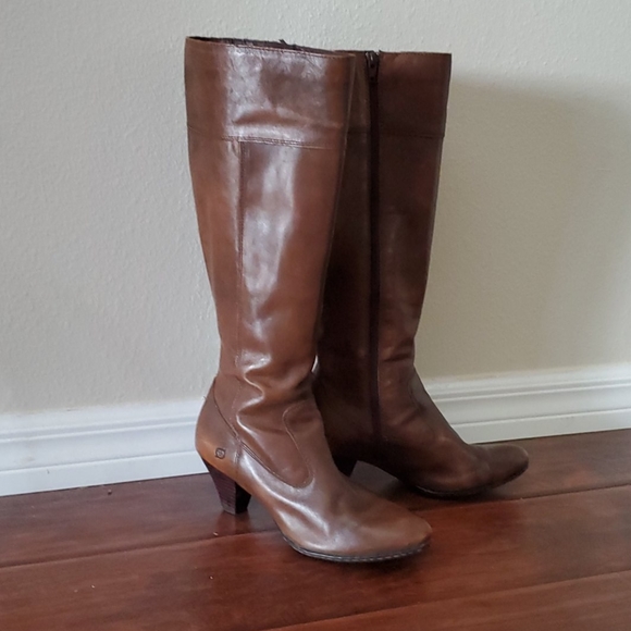 born leather boots